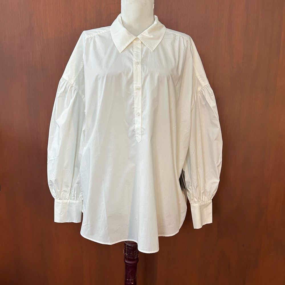 NWT Tuckernuck white blouse